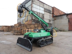 Installation machine for screw piles Good-V TrackMax 2x2