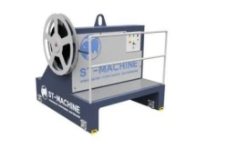 Wire spreading machine