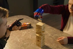 Microprocessor-controlled wrist prosthesis, including separation and partial separation of the hand PR0 MANIFESTO-F