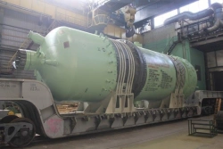 Blocks of tubular electric heaters of pressure compensator type