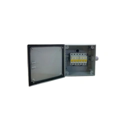 Square junction box