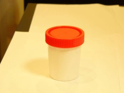 Polymer bio sample container, disposable, sterile-PCP 100ml/K with spoon