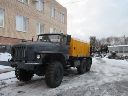 Aerodrome mobile electric unit APA-5-SA model 008-SA-22 (478422) on URAL 4320-72 chassis.