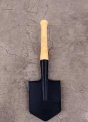 Metal Shovels