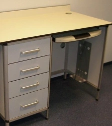 Laboratory wall table SU 750 "LABROMED-3" from laboratory tables "LABROMED-3" according to TU 9452-010-13305037-2008