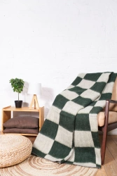 Coloured and smooth dyed semi woolen blankets for adults article number C106-ILSH