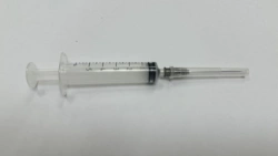 Single-use sterile three-detail "Luer" sterile injecting syringe with nominal capacity of 5 ml with needle
