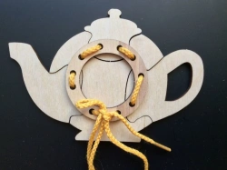 Lacing game "Kettle"