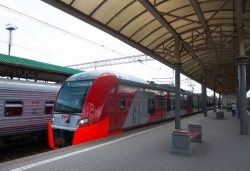 ELECTRIC TRAIN ES2G