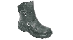 Special footwear for Transneft employees: men's boots BuoM-05, for protection against mechanical effects (with KP underfoot 200)