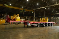 Semi-trailer TSR 5S0F4H with tyres KAMA NF 202 285/70R19,5 145/143M or KAMA NR 201 285/70R19,5 145/143M, with disc wheels 167.51