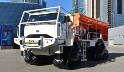 Snowmobiler SV-30B-M3, with mounted source of seismic signals, with YAMZ-7511.10-06 engine, KAMAZ 5350-50 cab.