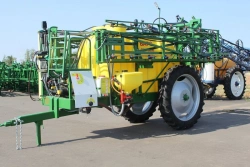 Semi-trailed boom sprayer OP-3000