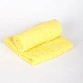 Terry towel 150x80 cm in yellow colour
