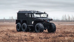 "Predator-3910" Wheeled snowmobiler