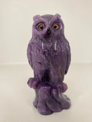 Stone-cutting piece "Owl" (charoite)