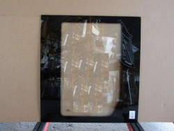 Glass No.1 right GAZ A62R33.5403062-01