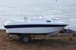 BESTER-500R fibreglass motorboat