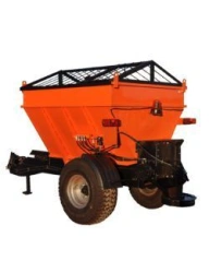 Semi-trailed municipal sand spreader of the PRK-5 model