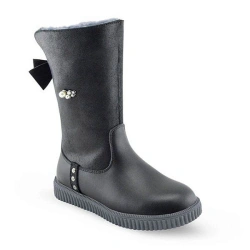 Orthopaedic footwear with complex apparatus on insulated lining for children: boots