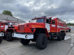 Fire tanker AC 6,0...9,0-40, -40/4, -50, -60, -70, -70/4 (4320), type 4344-08, modification 4344A5-10 on the chassis of modifica