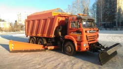 All-season combined road machine VMKD-2015 7963R4 on chassis Kamaz 6522-53