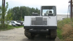 Special purpose tractor TSN-4, with YAMZ-236M2 engine (180 hp)