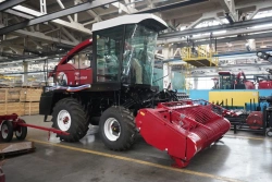 Self-propelled forage harvester KSK 600-04 with picker KGS 0900000