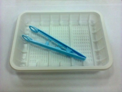 Disposable single-use sterile polymer forceps 125 mm in tray