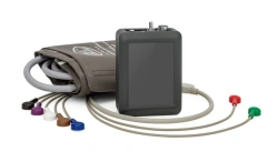 Set of computerised wearable monitors for one-, two-, three-day monitoring of ECG, BP, PM KMkn-"Soyuz-"DMS" according to TU 9