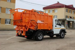 KBR-P6N rear-loading refuse truck, type KBR-P6N, basic chassis: GAZ-C41R13, environmental class 5