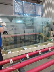 M3 colourless sheet glass in a range of thicknesses