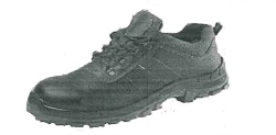 Special leather footwear for employees of the organisations of the Transneft system, men's half-boots, model PM-01, for protecti