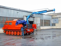 Tracked snowmobiler TTM-3904GM