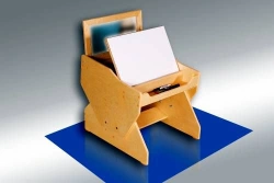 Speech therapist's desk 701