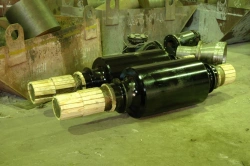 Rollers of rolling mills roller conveyors