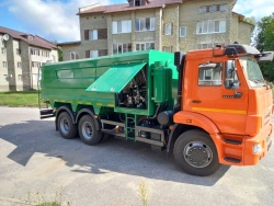 Vacuum combined machine of LKT-MVK type on chassis KAMAZ 65115