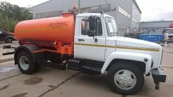 Vacuum machine 46830T-2 on chassis GAZ 33086