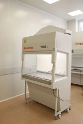 Microbiological safety box BMB-II-Laminar-C-1,2 (NEOTERIC B2)