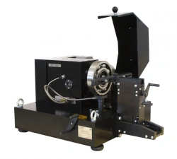 Stand for vibration control of rolling bearings SVK-A