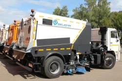 Vacuum sweeping machine BCM-279.2 on chassis KAMAZ 43253-G5 (without mouldboard)