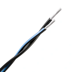 Self-supporting self-supporting wire without supporting element with aluminium conductors with insulation made of light-stabilis