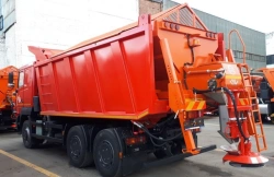 Road combined machine ED 244A1-02 on the basis of MAZ 650128 vehicle