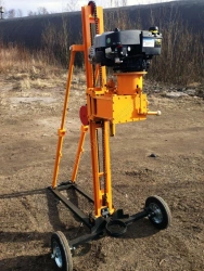 Drilling rig UKB 12/25