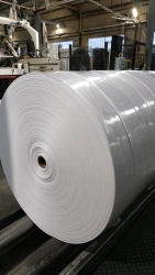Spanleys nonwoven material made of staple and polyester fibres in rolls from 50 mm to 4000 m