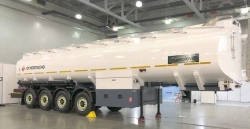 Tank semi-trailer for transport of oil products model 9639M