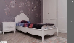 Bedroom set complete in children's nursery Lorrie
