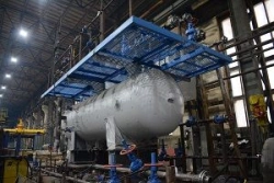 Diethylene glycol regeneration unit consisting of: weatherization unit 60B-1 black