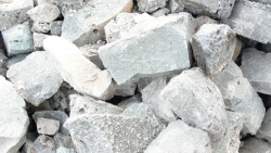 Crushed stone (macadam) for road and construction works