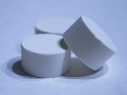 Cerium (III) fluoride for vacuum spraying